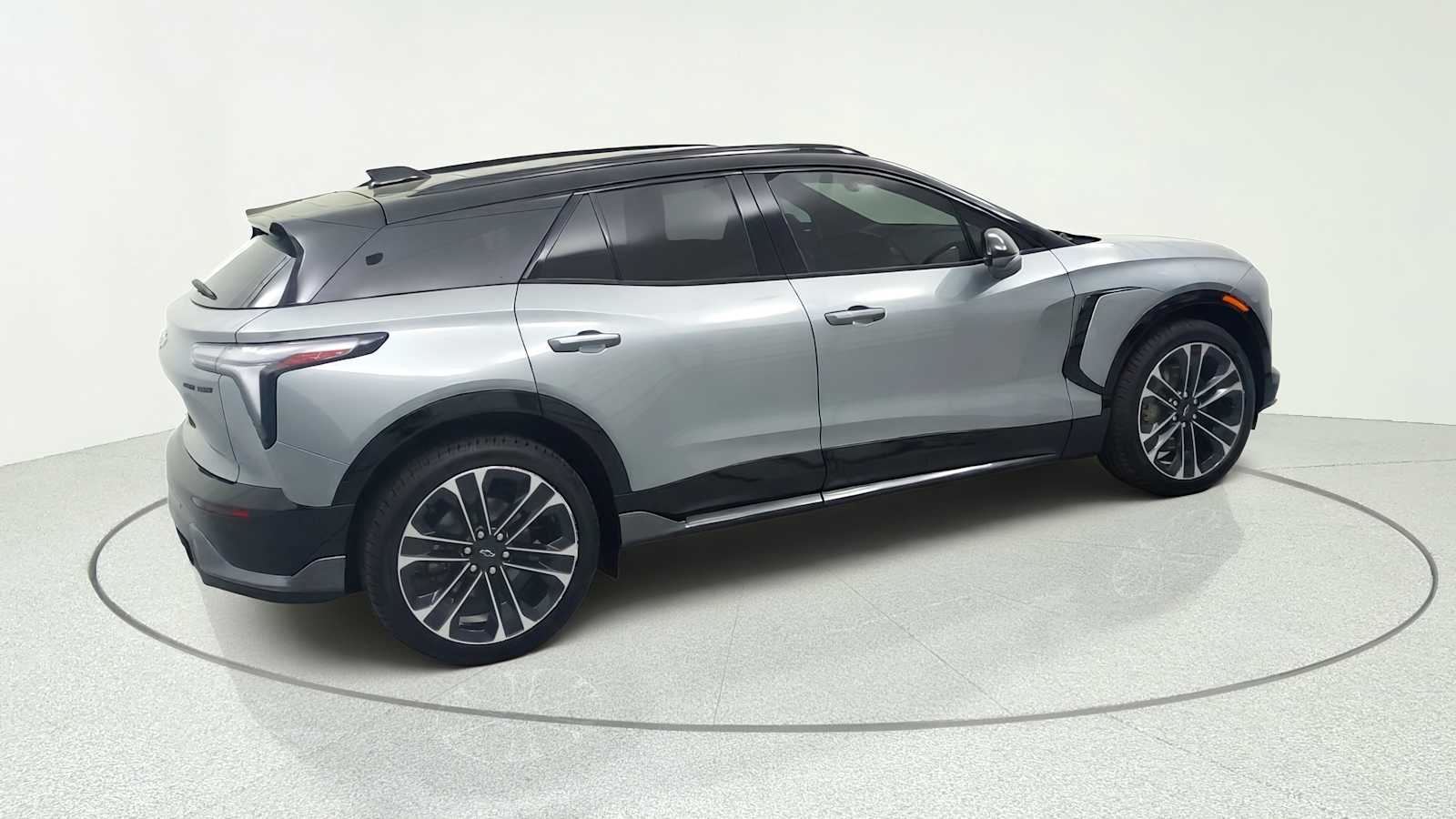 2026 Chevrolet Blazer EV SS - Photo 9