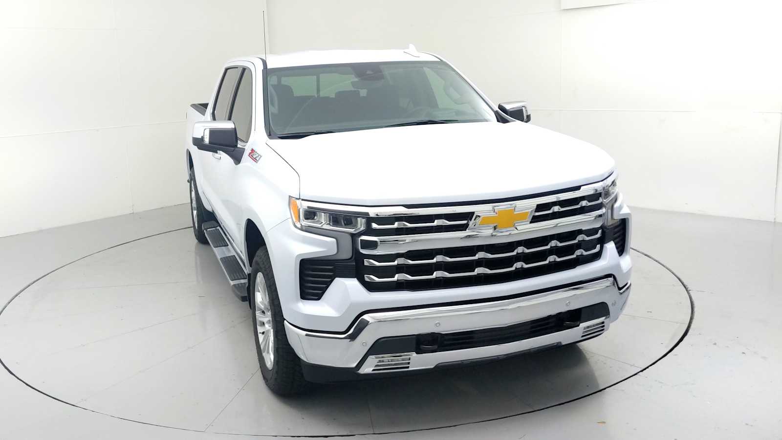 2026 Chevrolet Silverado 1500 LTZ's photo