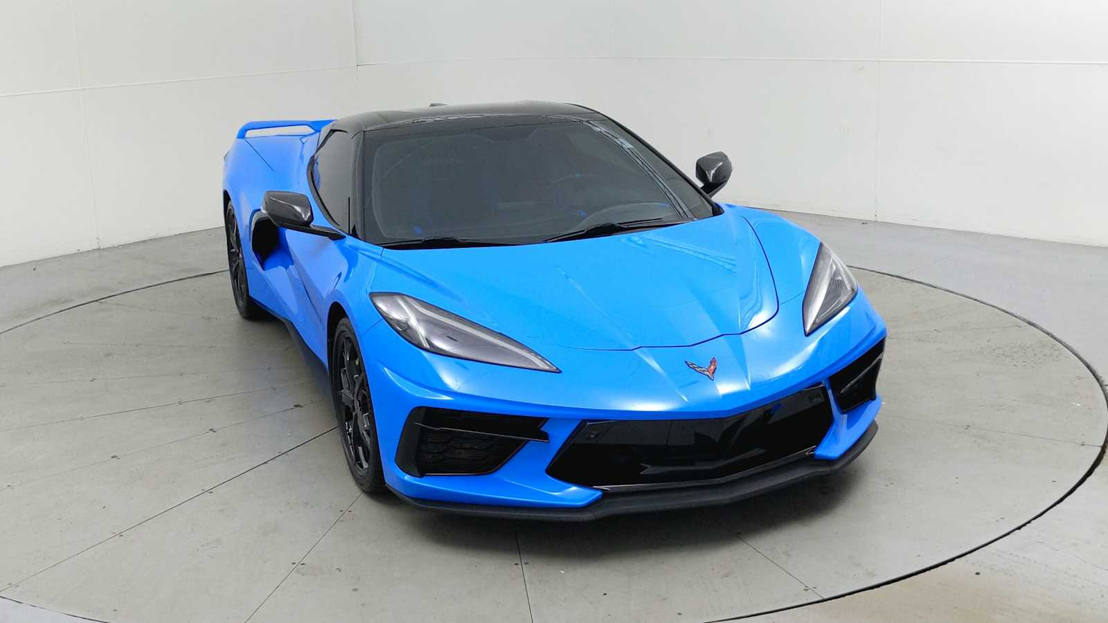 2021 Chevrolet Corvette Stingray 3LT photo 2