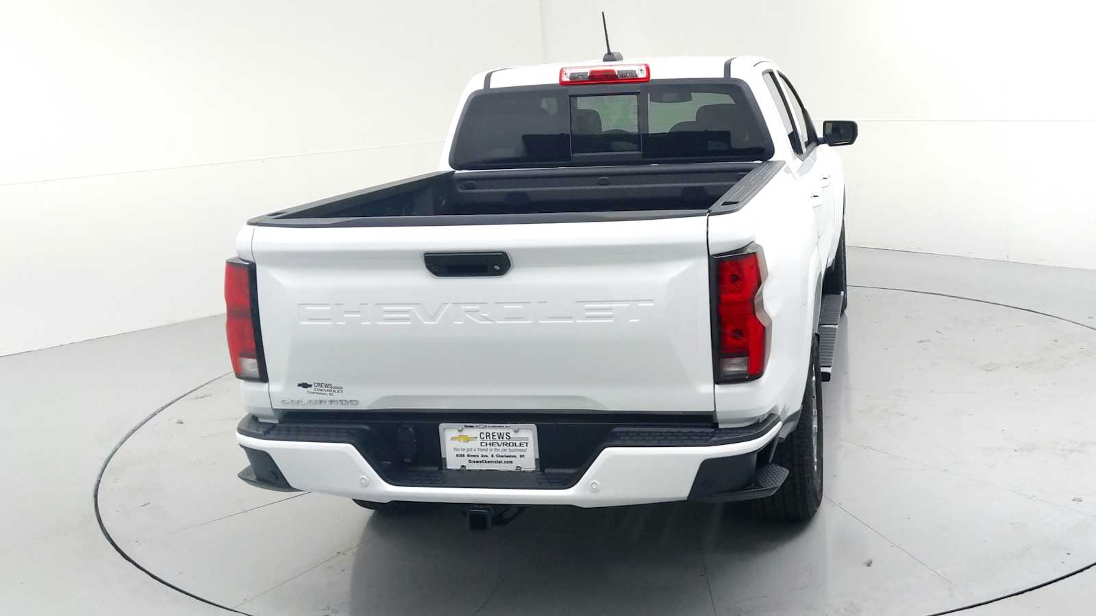 2026 Chevrolet Colorado LT - Photo 9