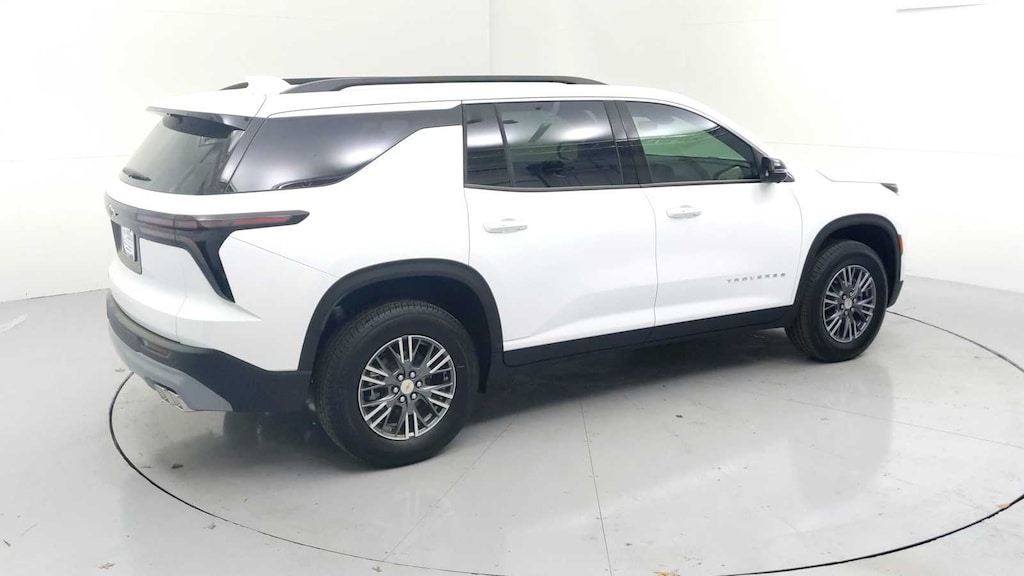 New 2026 Chevrolet Traverse LT SUV