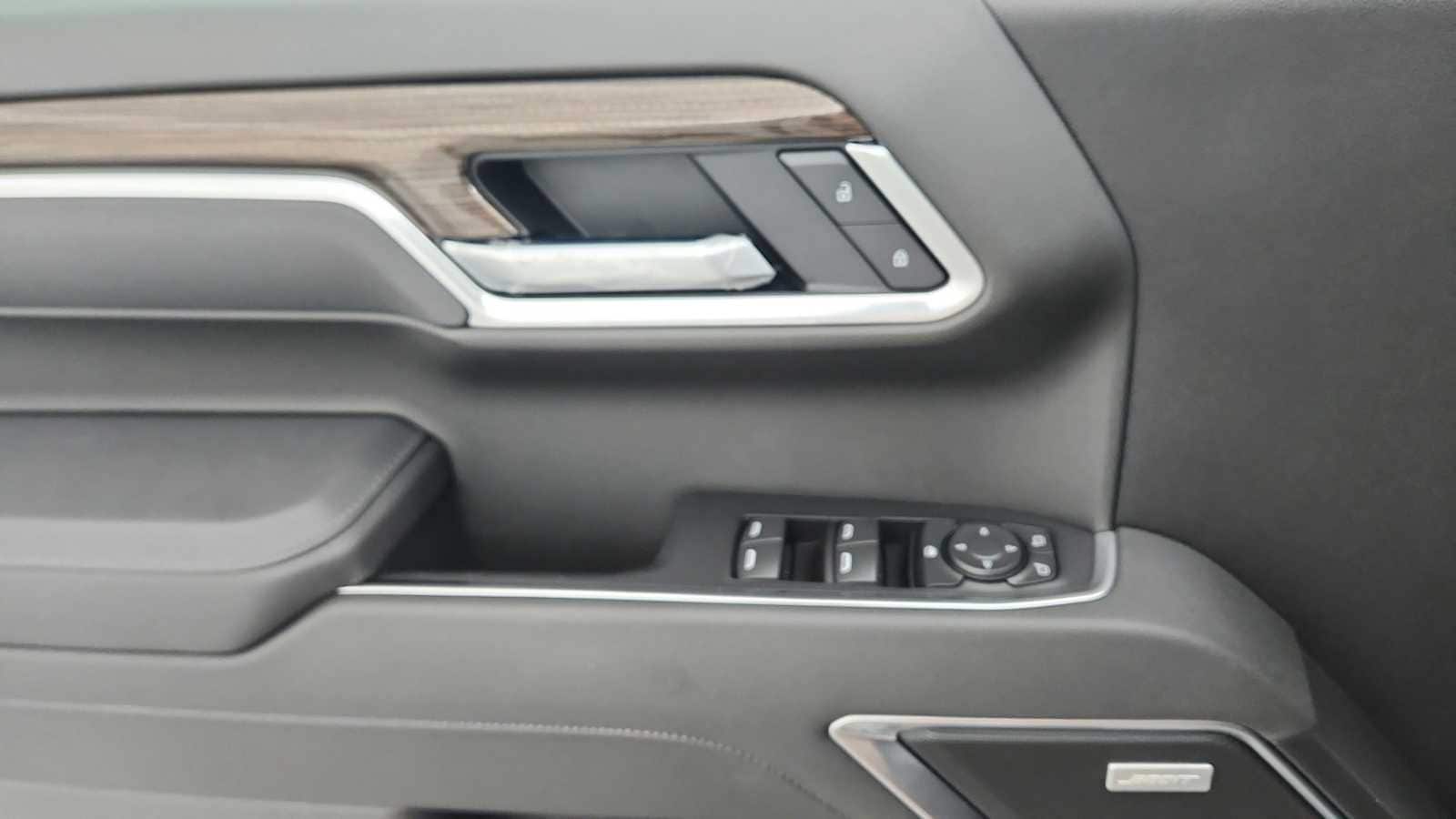 2026 Chevrolet Silverado 1500 RST - Photo 20