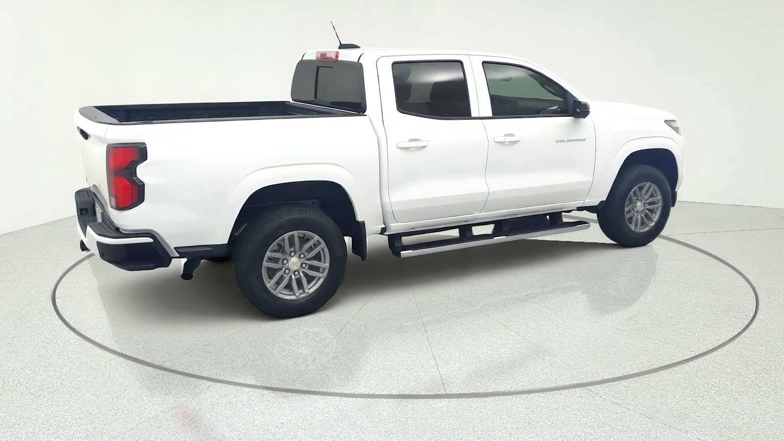 2026 Chevrolet Colorado LT - Photo 10