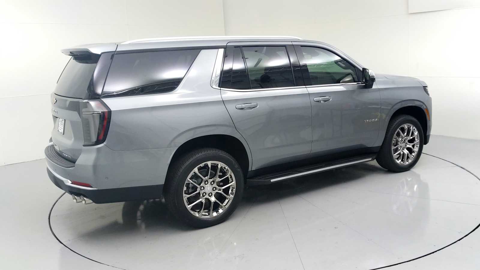 2026 Chevrolet Tahoe Premier - Photo 10