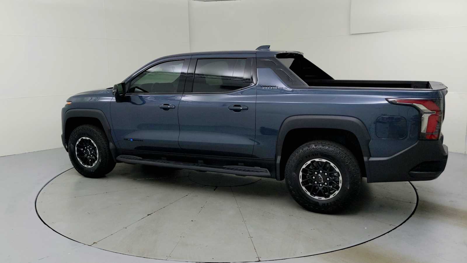 2026 Chevrolet Silverado EV Trail Boss - Photo 6