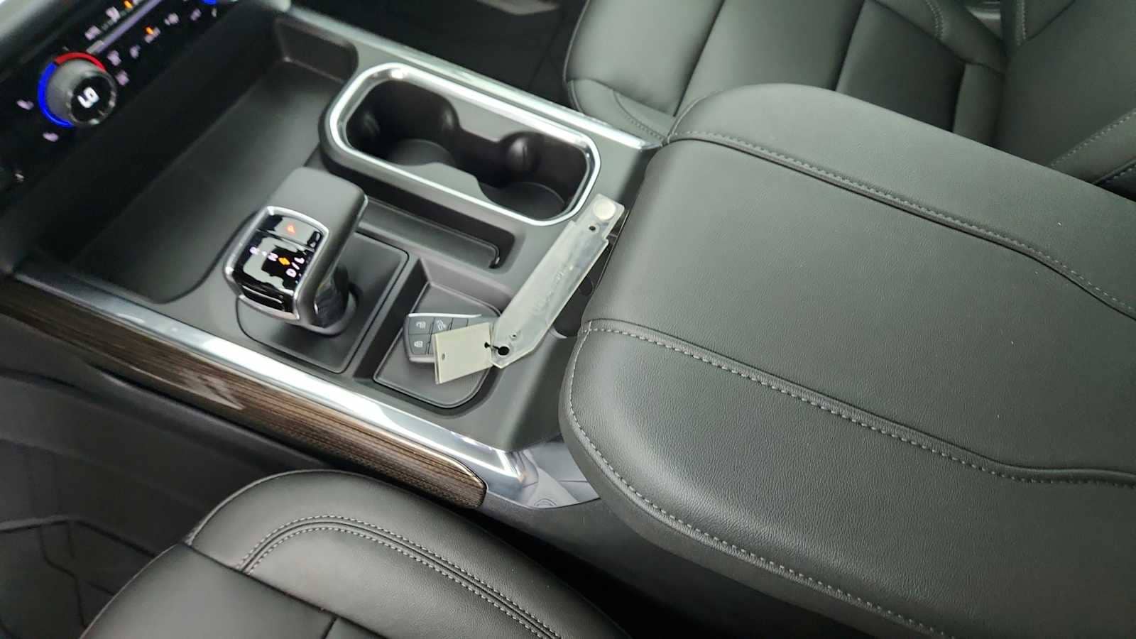 2026 Chevrolet Silverado 1500 RST - Photo 16