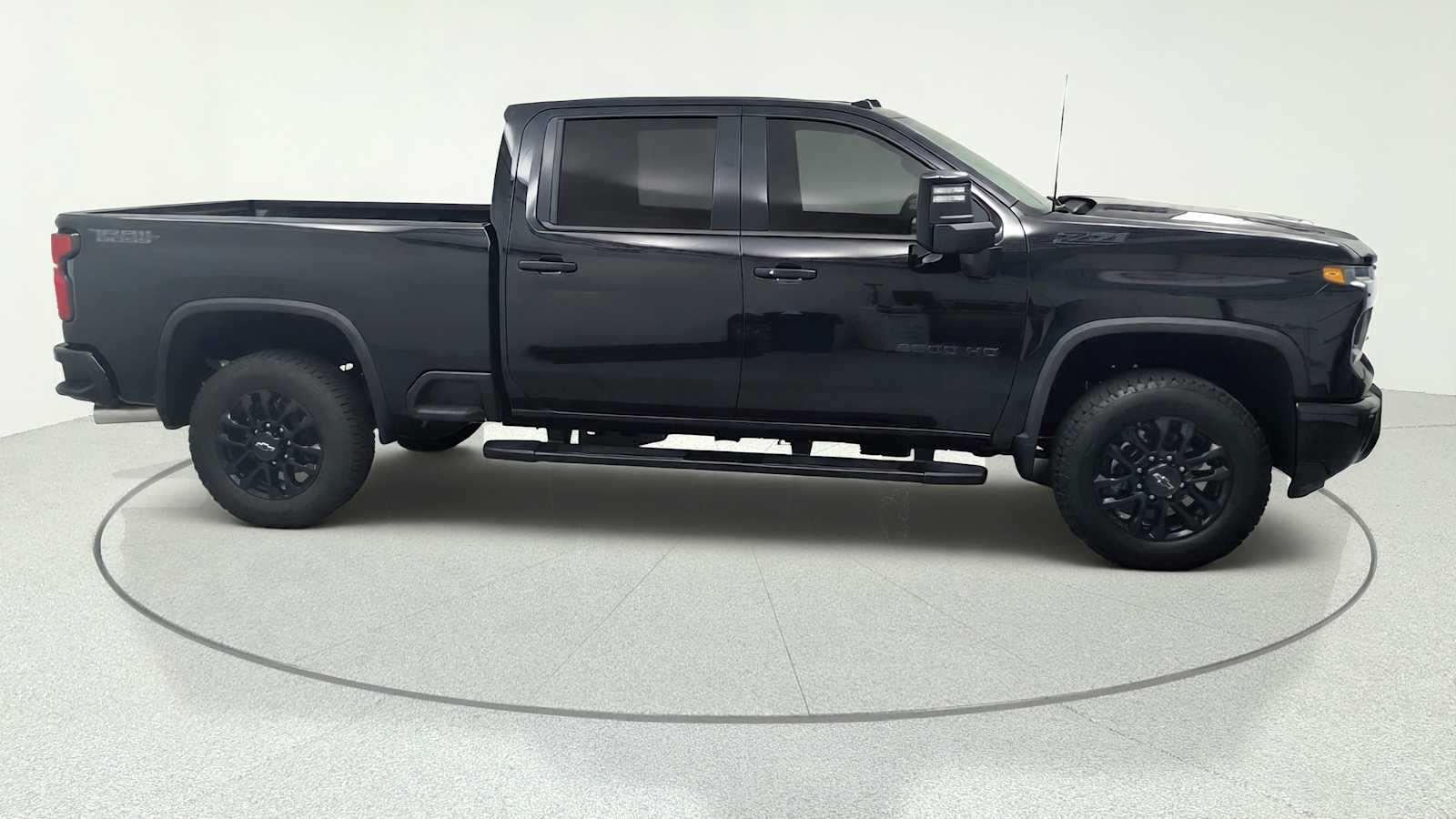 2026 Chevrolet Silverado 2500 HD LTZ - Photo 10