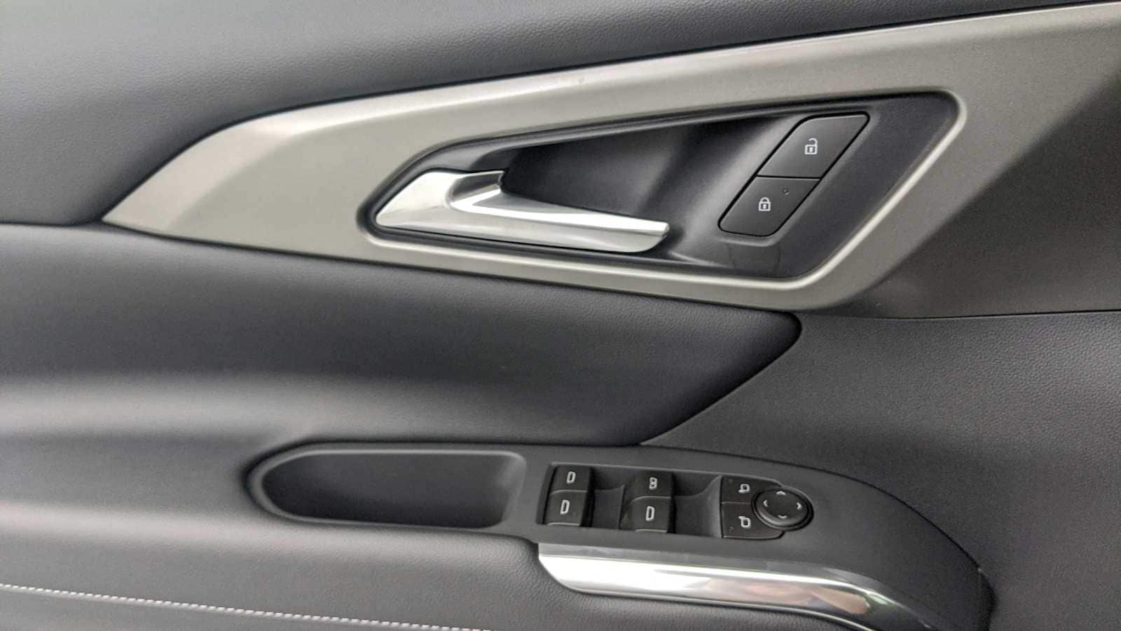 2026 Chevrolet Traverse LT - Photo 21