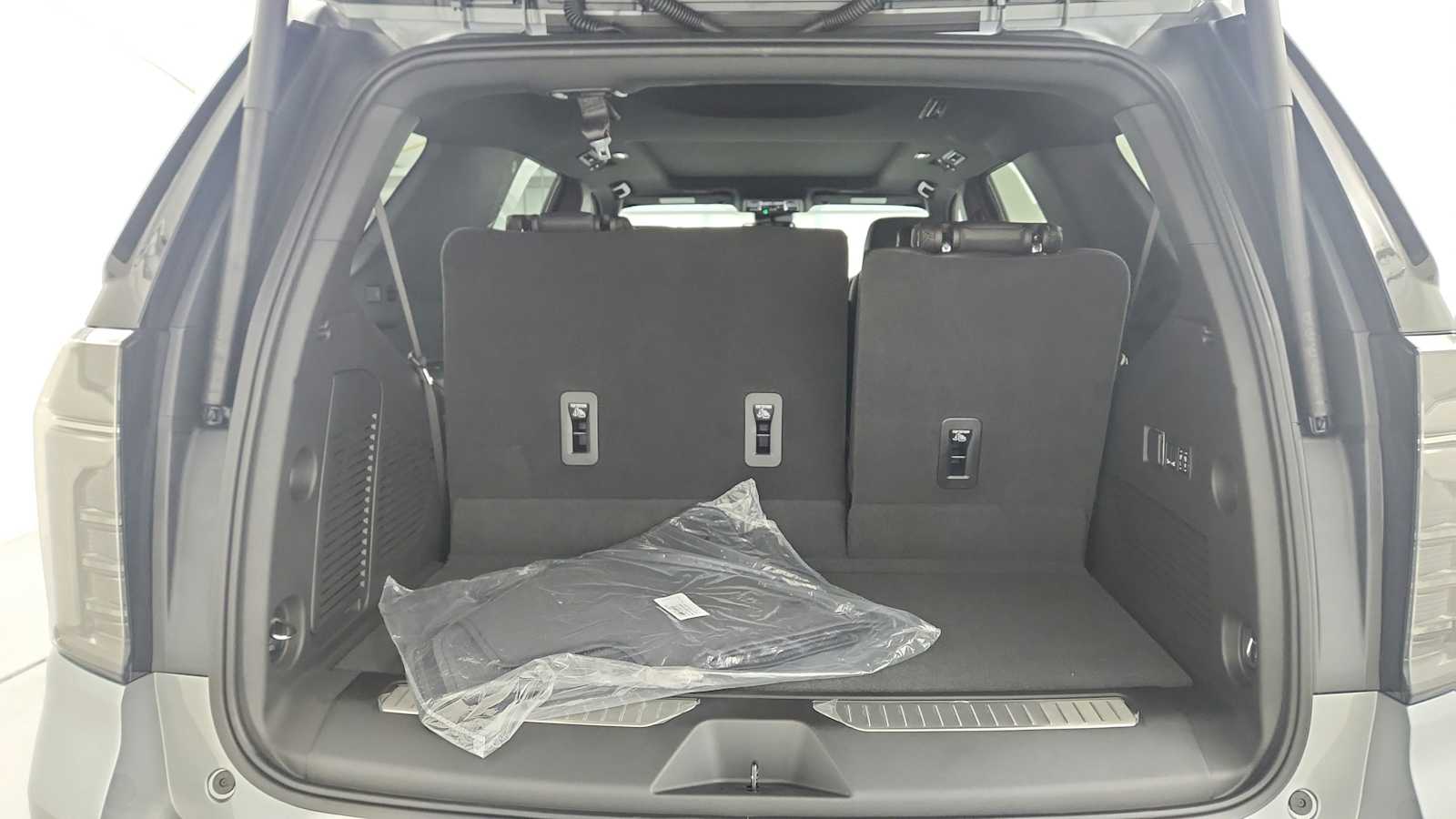 2026 Chevrolet Tahoe RST - Photo 25