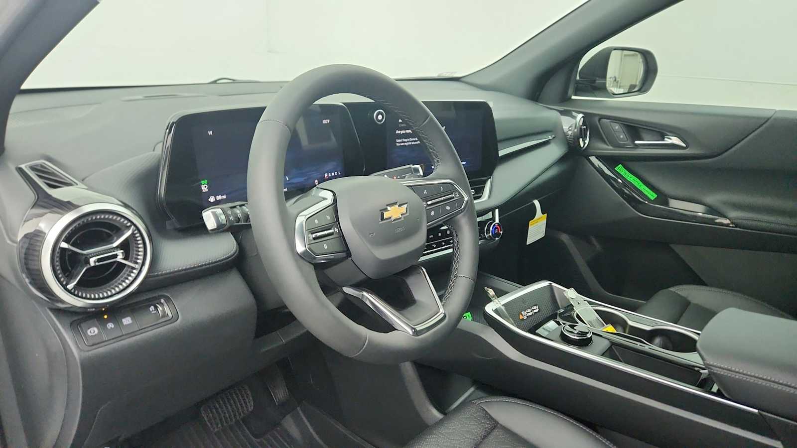 2027 Chevrolet Equinox LT - Photo 11
