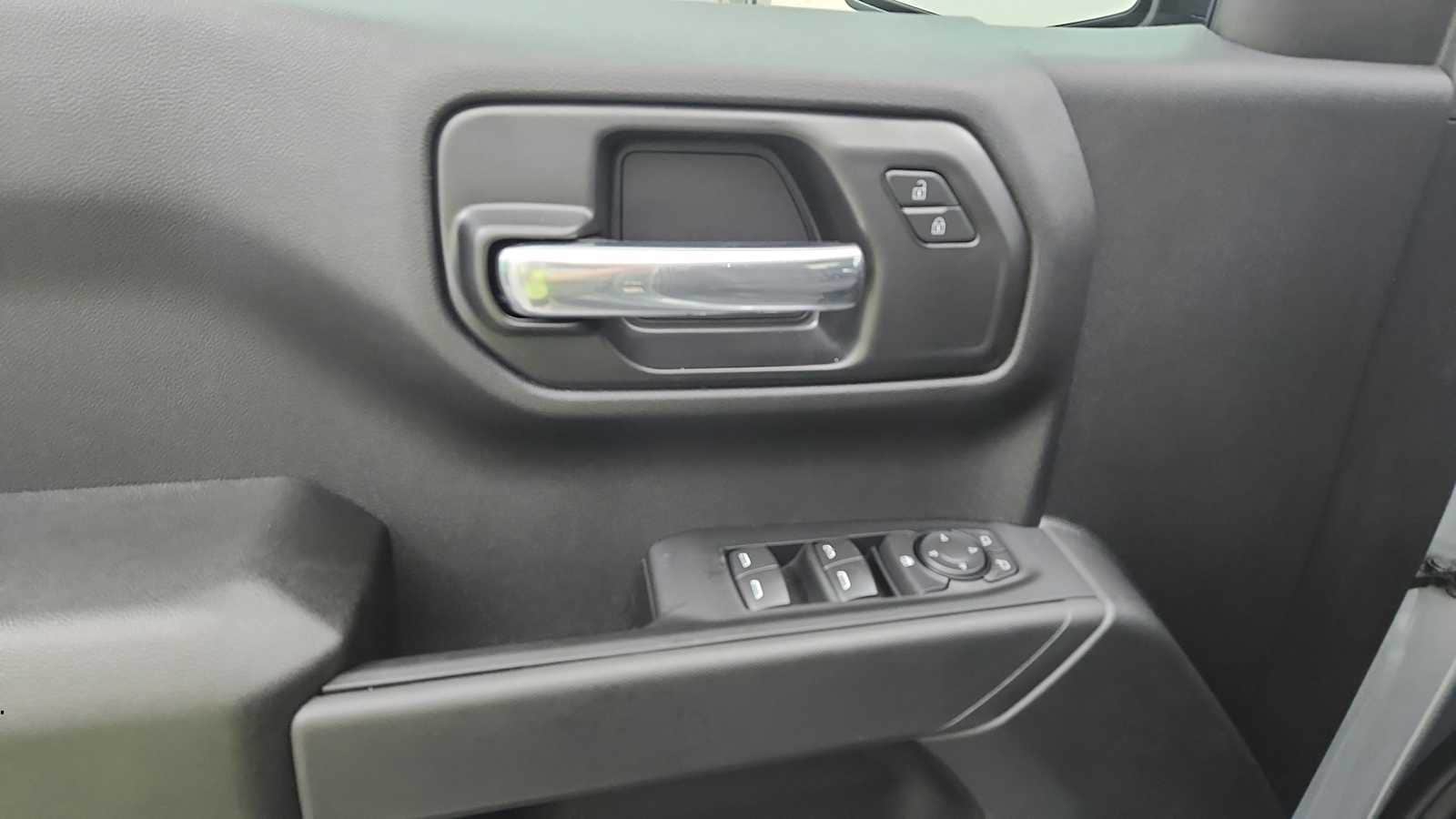 2026 Chevrolet Silverado 1500 Custom Trail Boss - Photo 18