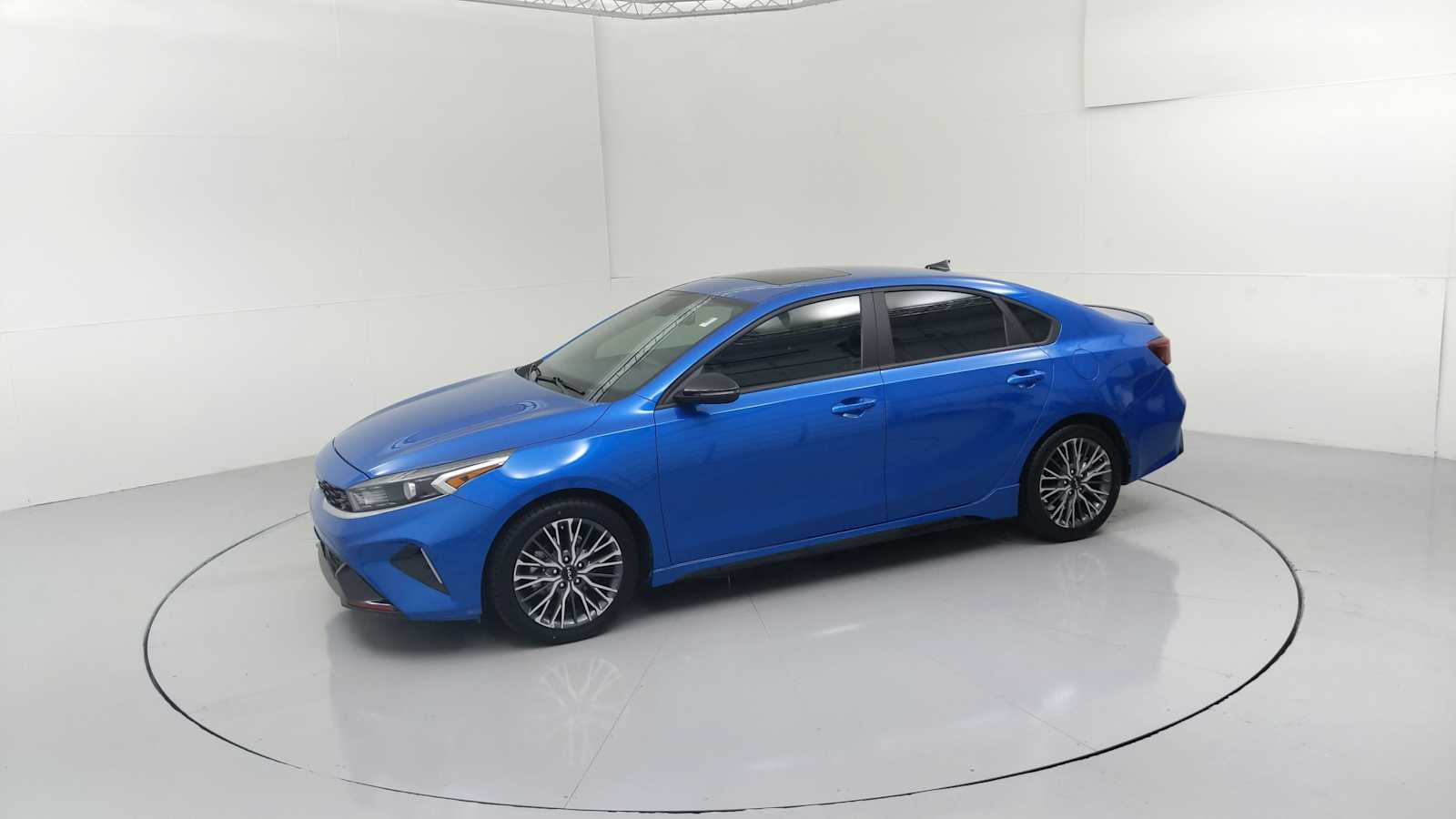 2023 Kia Forte GT-Line photo 4