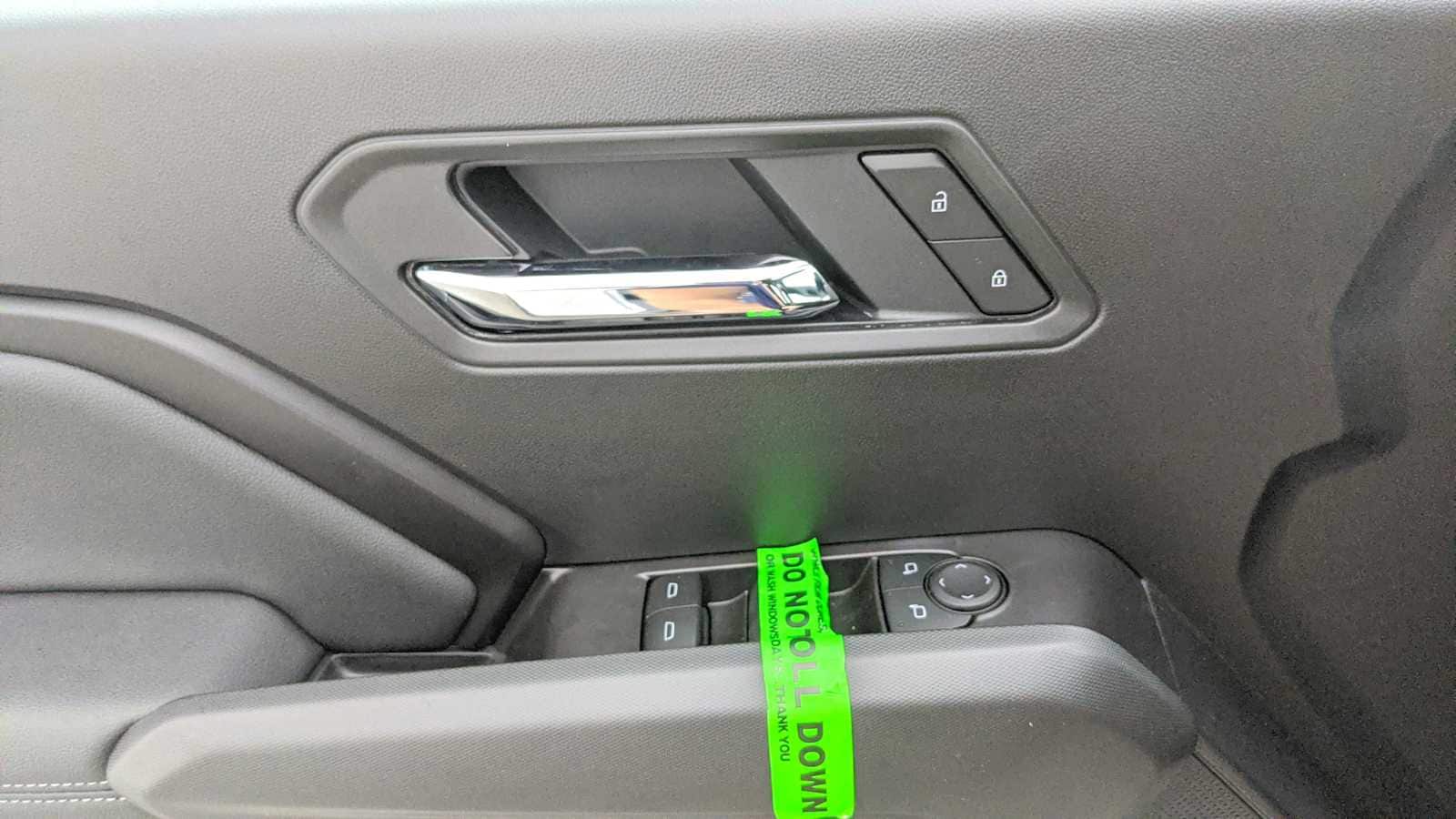 2025 Chevrolet Colorado LT - Photo 22