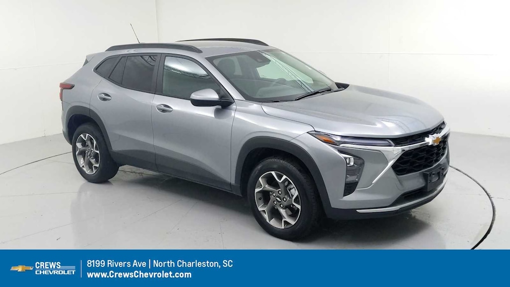 Used 2025 Chevrolet Trax LT SUV