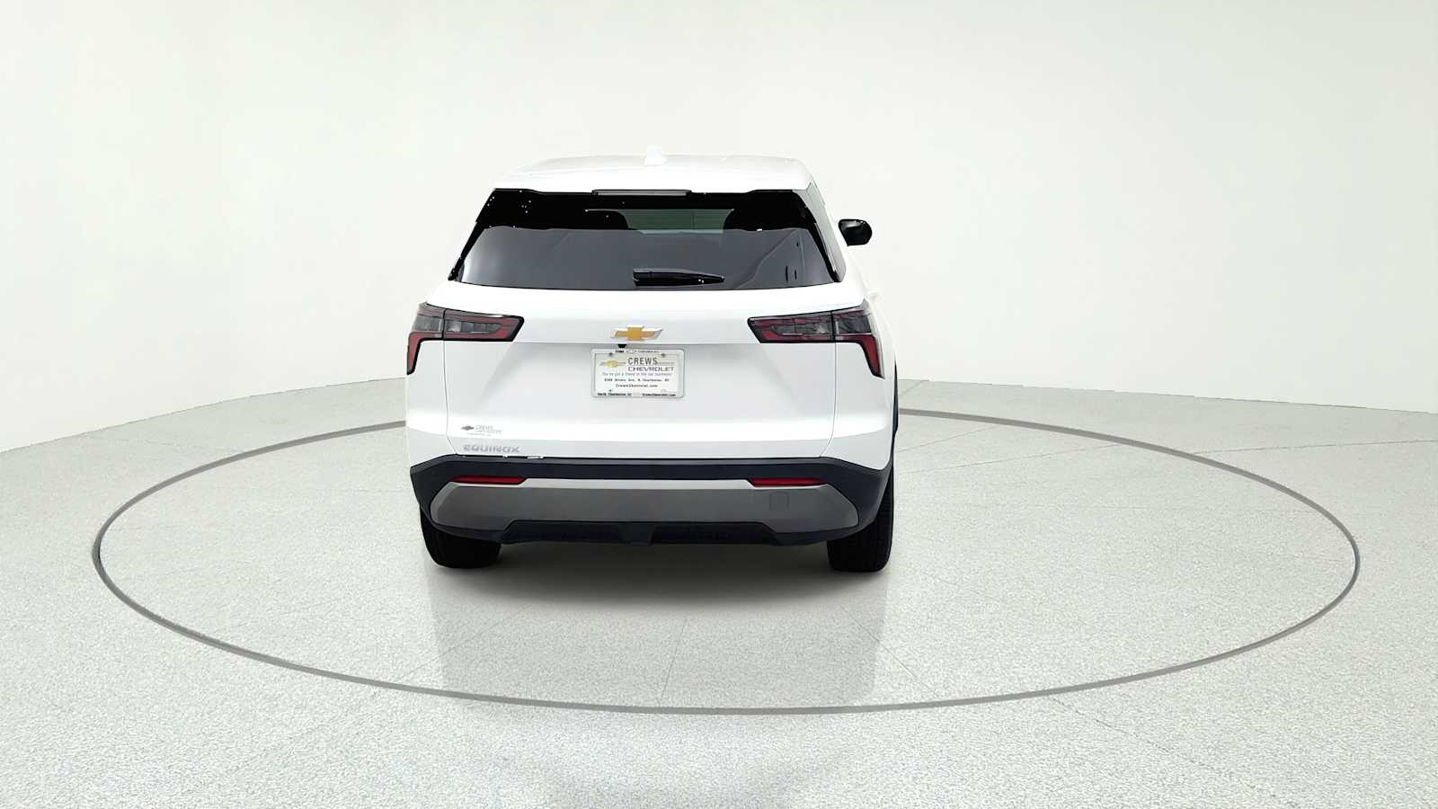 2027 Chevrolet Equinox LT - Photo 8