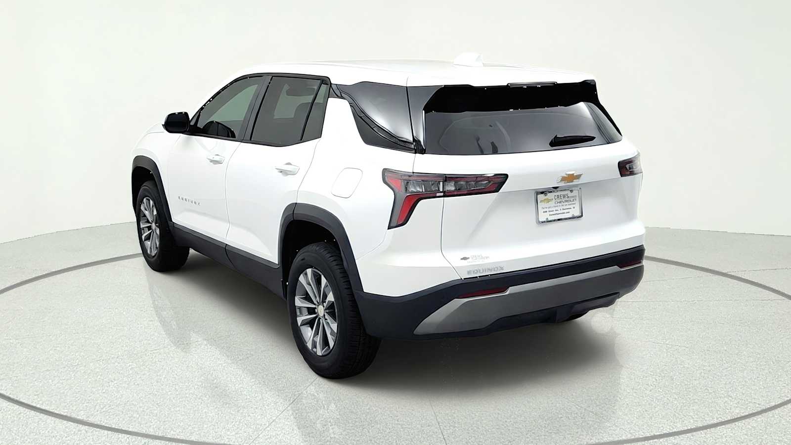 2027 Chevrolet Equinox LT - Photo 7