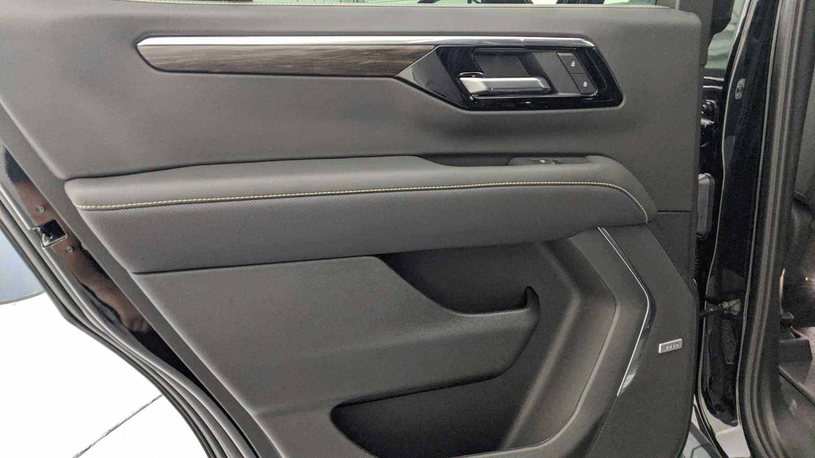 2026 Chevrolet Tahoe Premier - Photo 20