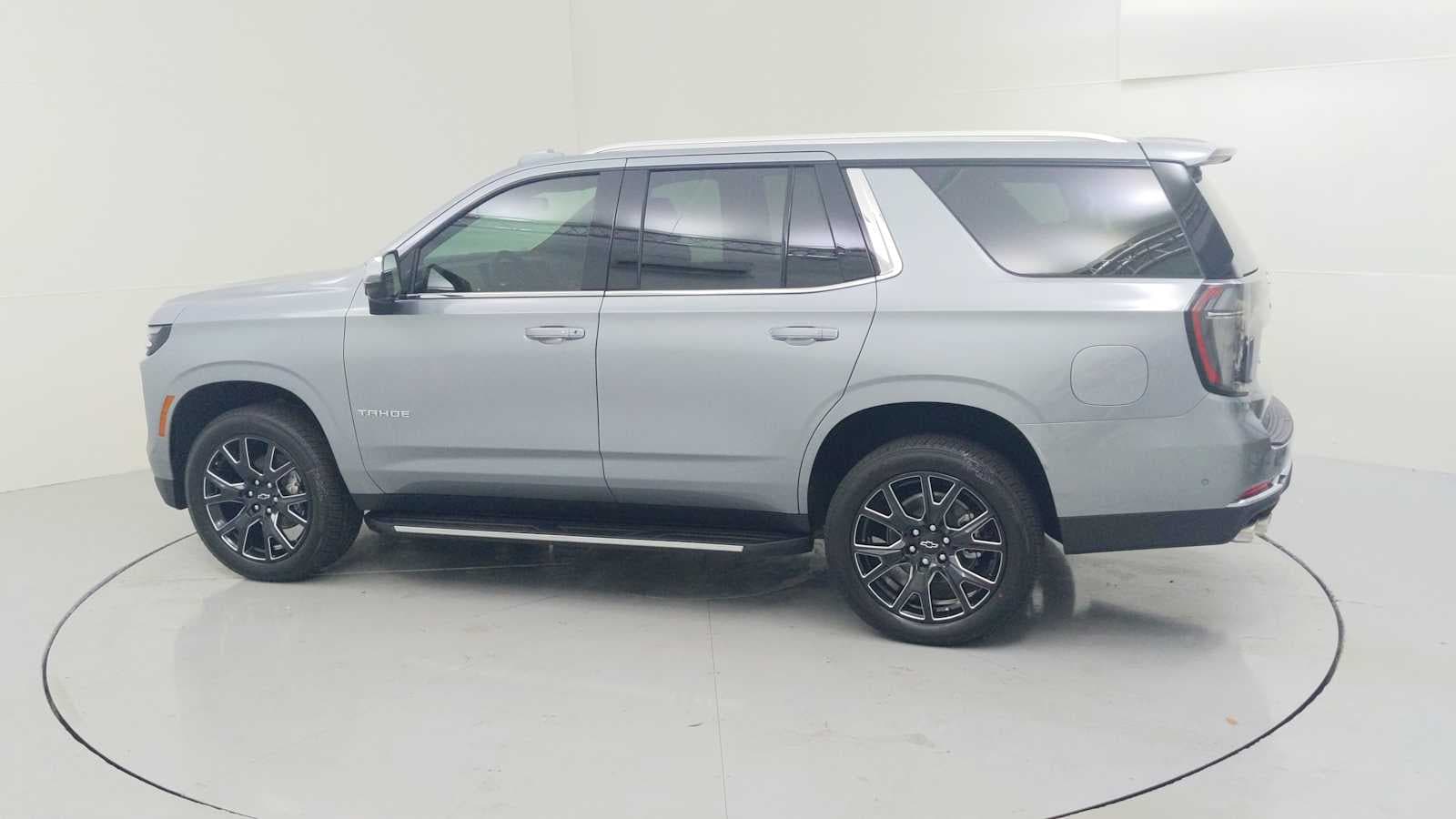 2026 Chevrolet Tahoe Premier - Photo 6