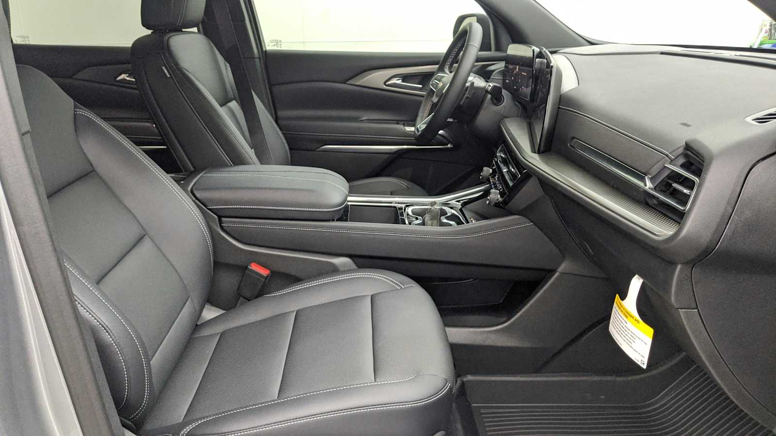 2026 Chevrolet Traverse LT - Photo 28