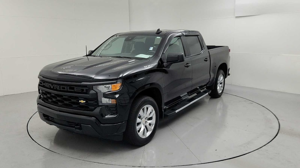 Used 2025 Chevrolet Silverado 1500 Custom Truck Crew Cab