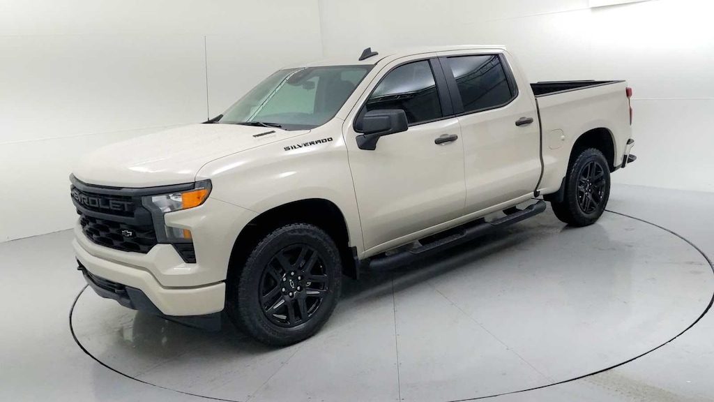 New 2026 Chevrolet Silverado 1500 Custom Truck