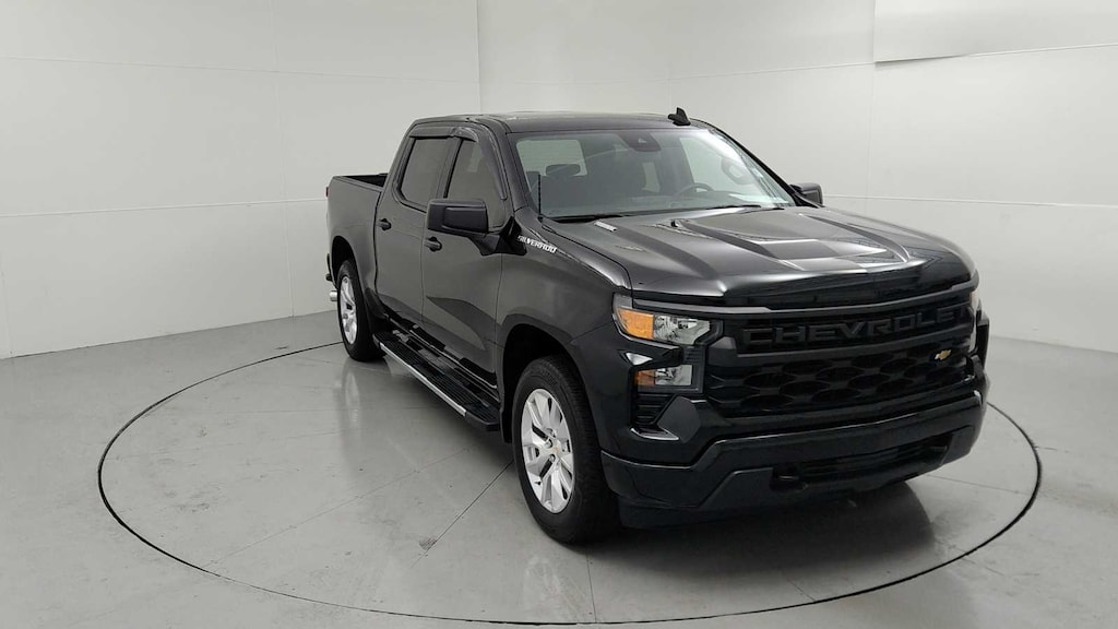 Used 2025 Chevrolet Silverado 1500 Custom Truck Crew Cab