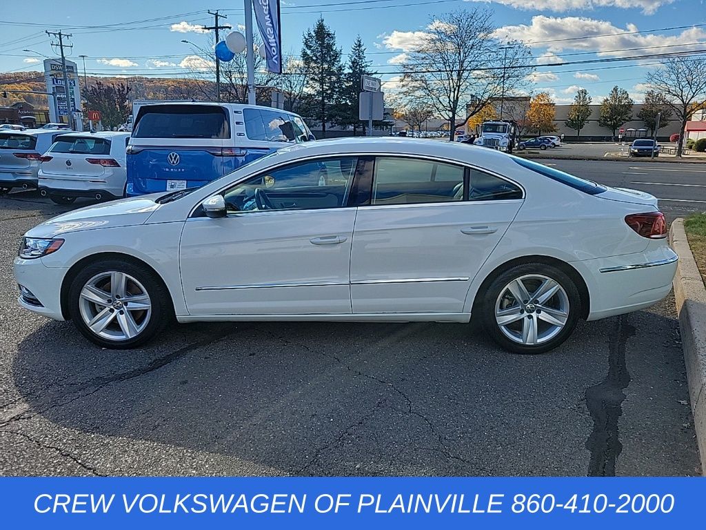 2017 Volkswagen CC 2.0T Sport photo 3