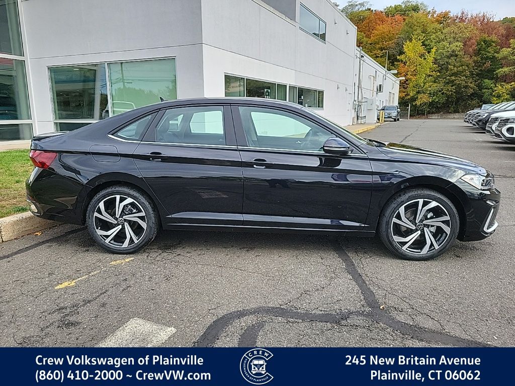 2026 Volkswagen Jetta SEL - Photo 3