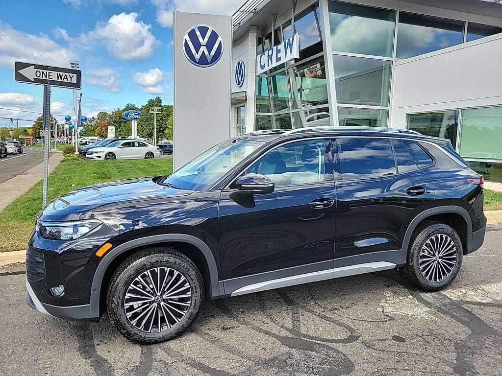 New 2025 Volkswagen Tiguan 2.0T S SUV