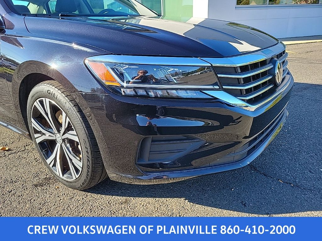 2021 Volkswagen Passat 2.0T SE photo 3