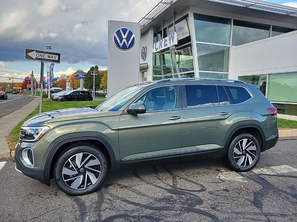2026 Volkswagen Atlas SEL's photo