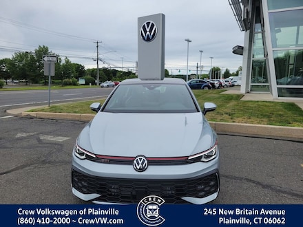 2025 Volkswagen Golf GTI 2.0T SE Hatchback