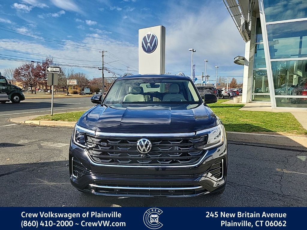 2026 Volkswagen Atlas SEL Premium R-Line photo 2