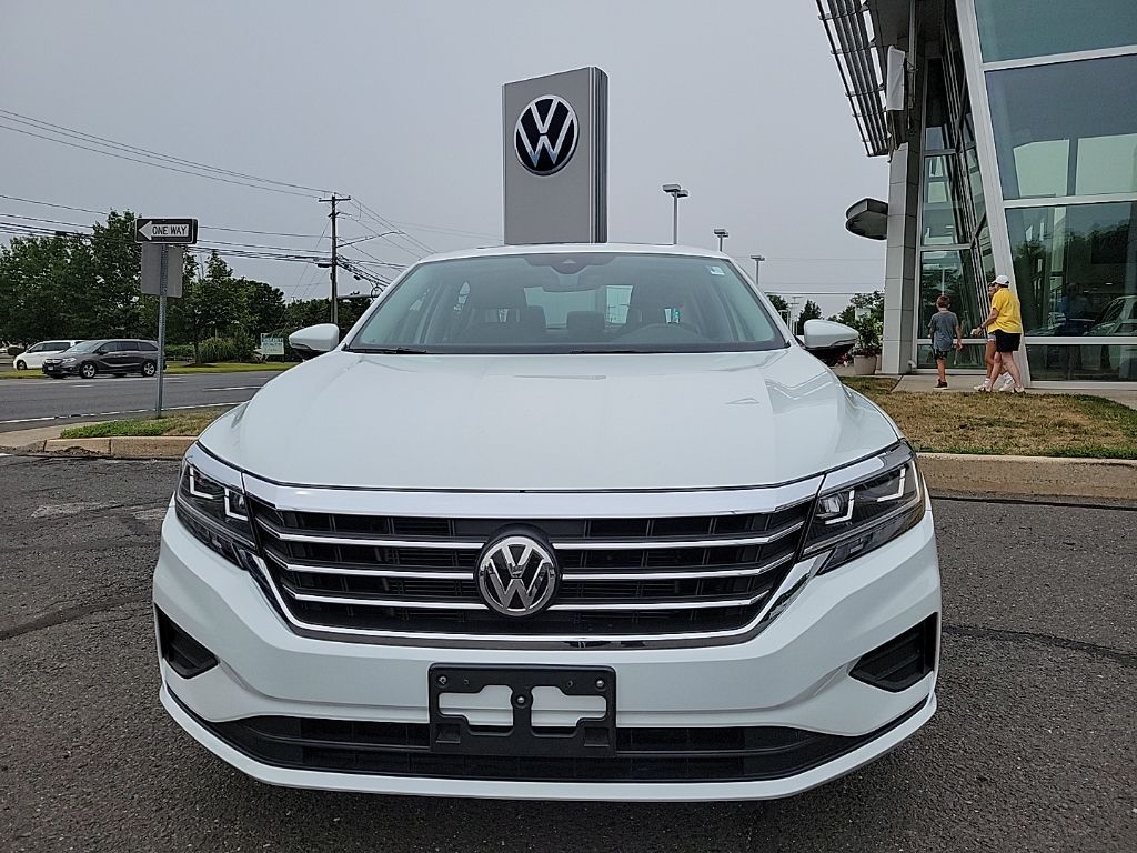 2022 Volkswagen Passat 2.0T SE photo 4