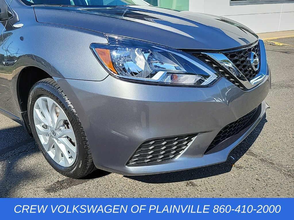 2019 Nissan Sentra SV photo 3