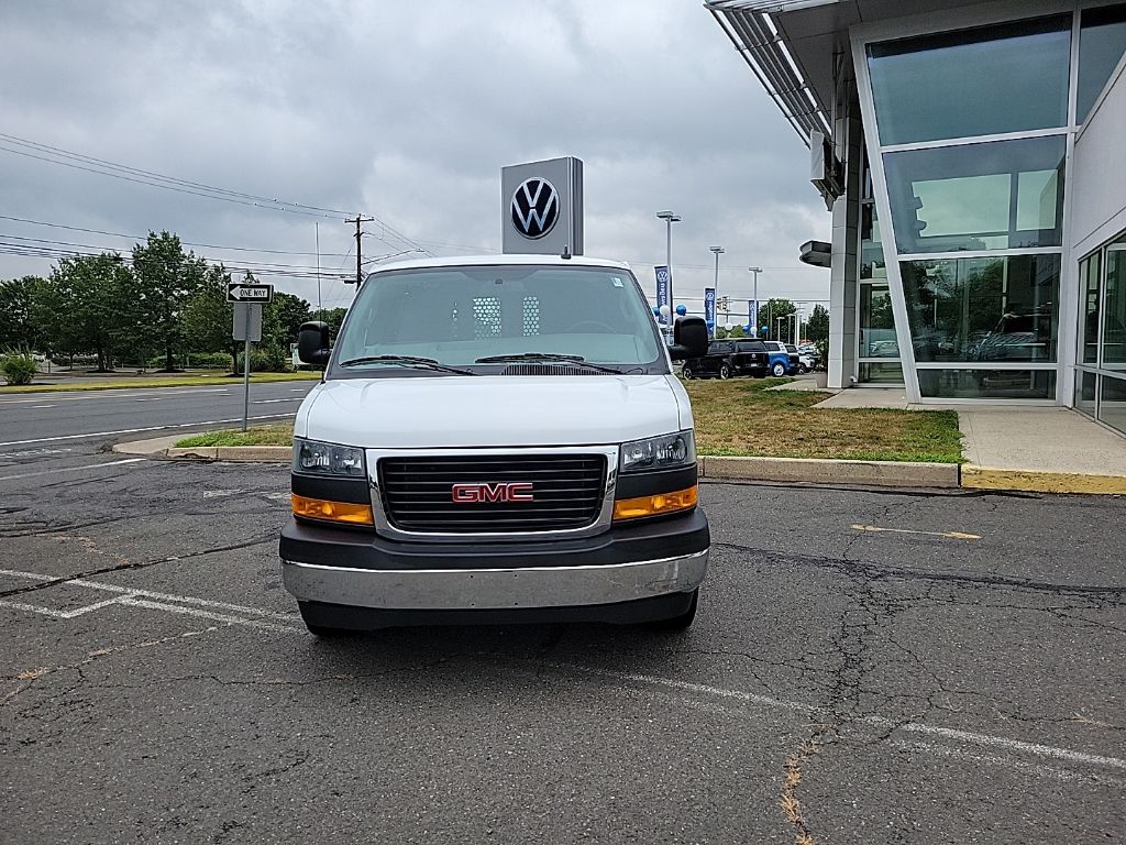 2023 Gmc Savana 2500 Cargo photo 2