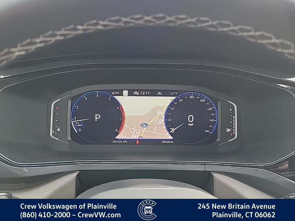 2023 Volkswagen Taos SEL photo 2