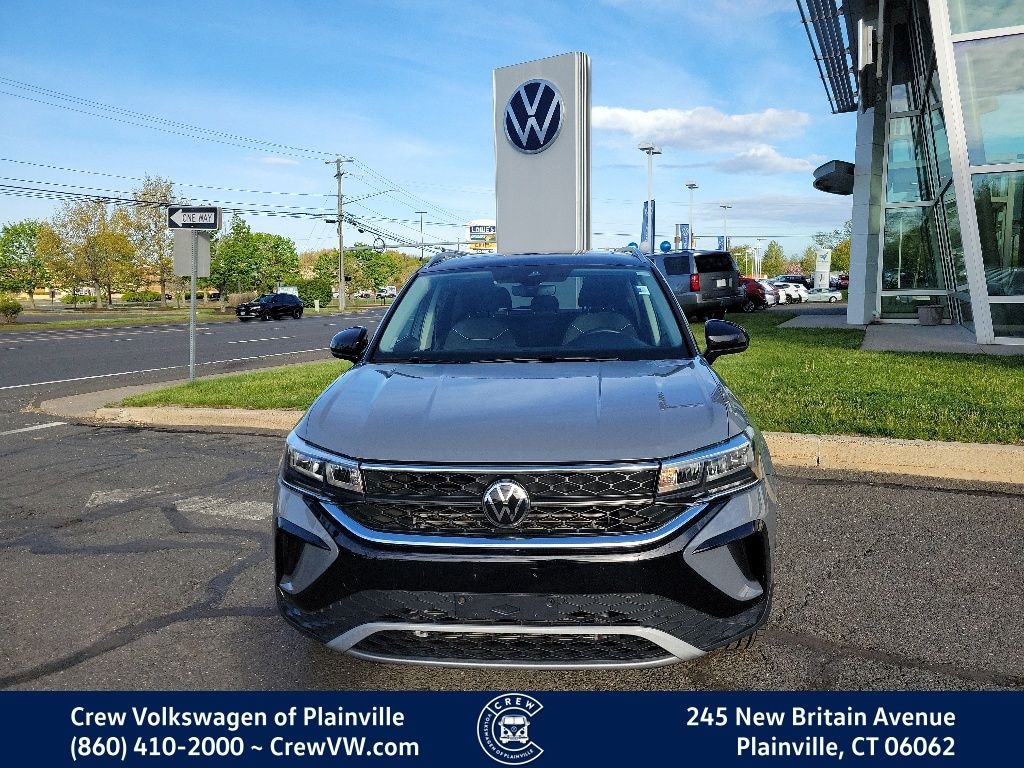 Used 2024 Volkswagen Taos 1.5T SE SUV