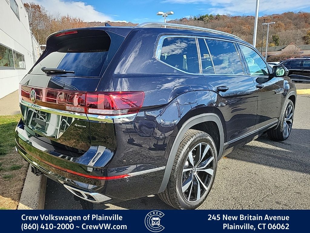 2026 Volkswagen Atlas SEL Premium R-Line photo 3