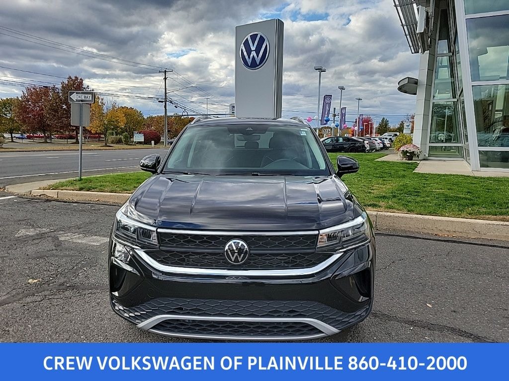 Certified 2024 Volkswagen Taos 1.5T SE SUV