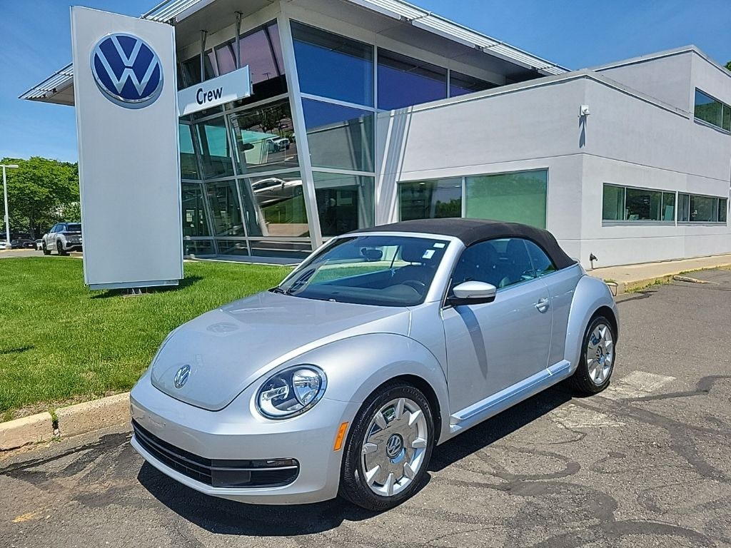 Used 2015 Volkswagen Beetle Convertible 1.8T w/PZEV Convertible