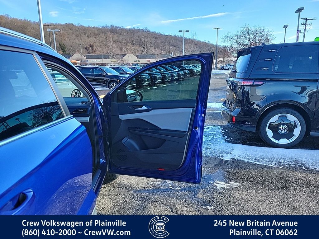 2022 Volkswagen Taos SE - Photo 43