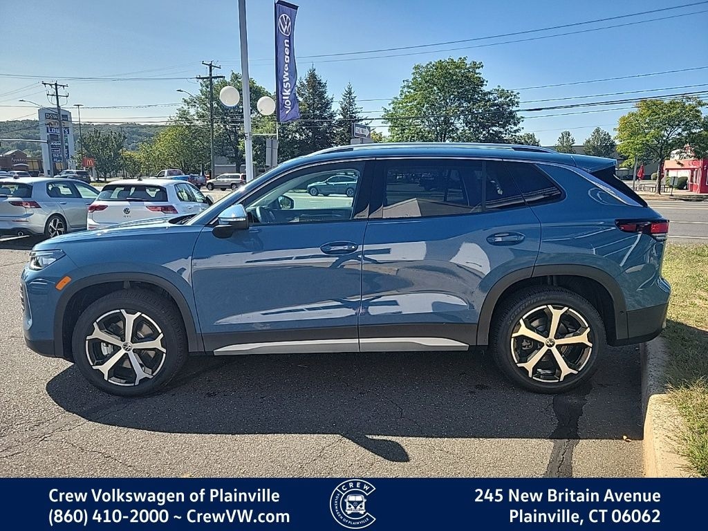 New 2025 Volkswagen Tiguan 2.0T SE SUV