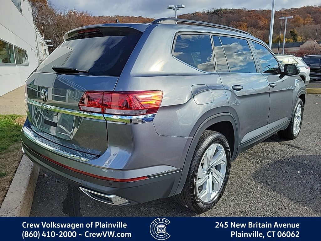 2023 Volkswagen Atlas SE Technology photo 2