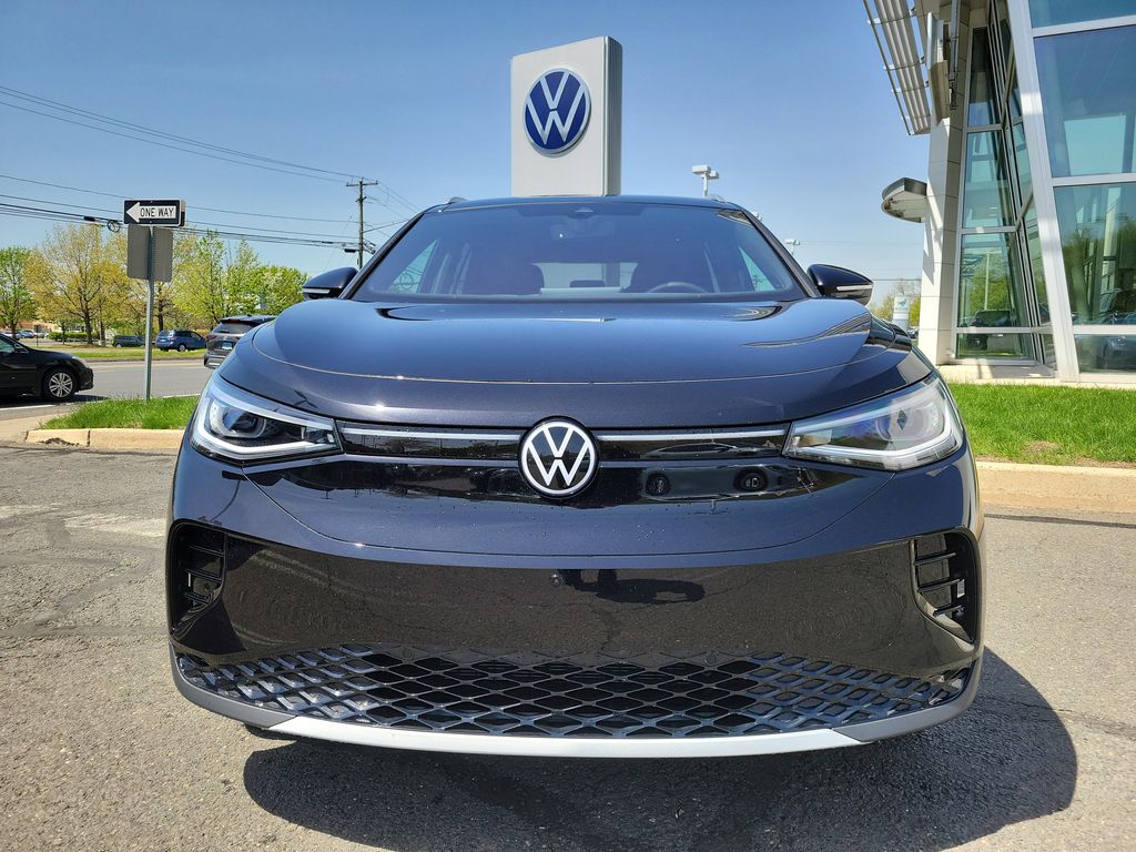 2025 Volkswagen ID.4 Pro Plus photo 3