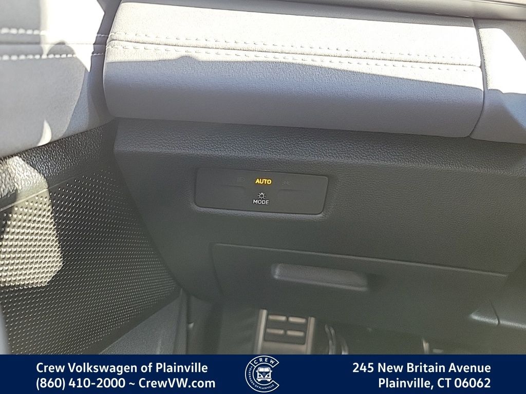 New 2026 Volkswagen Tiguan 2.0T SE R-Line Black SUV