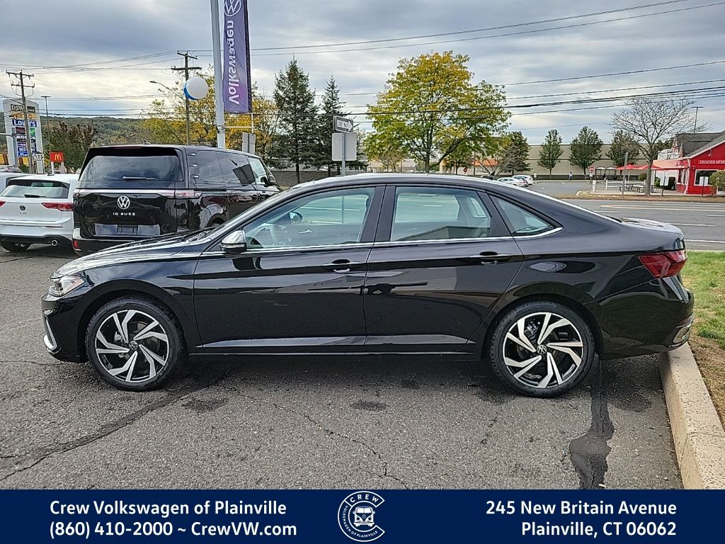 2026 Volkswagen Jetta SEL - Photo 4