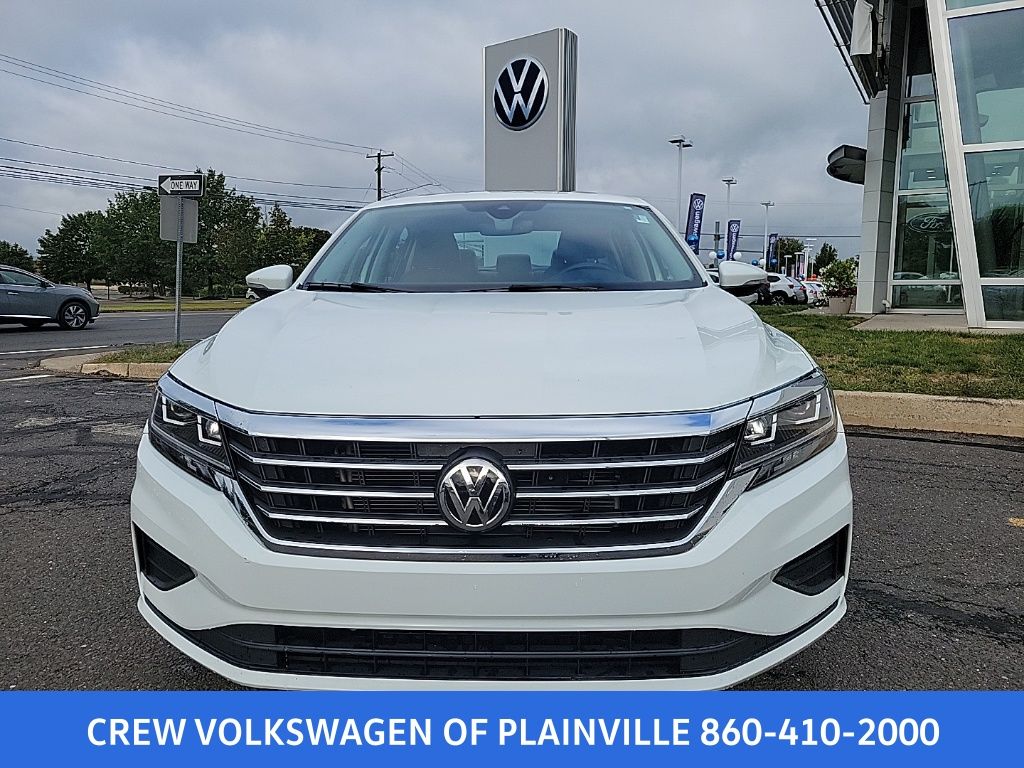 2022 Volkswagen Passat 2.0T SE photo 4