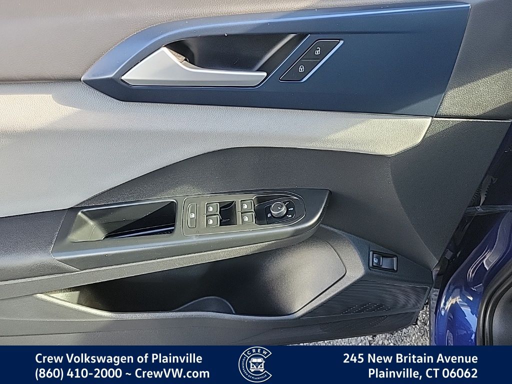 2022 Volkswagen Taos SE - Photo 41