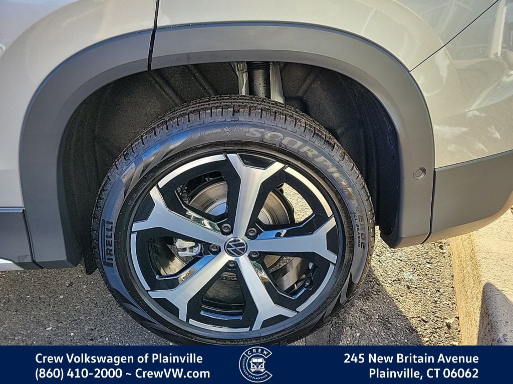 2026 Volkswagen Tiguan SE - Photo 18
